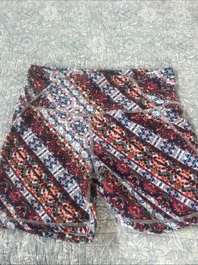 Athleta Multicolor Pink, Blue & Navy Patterned Bike  Yoga Shorts Small floral
